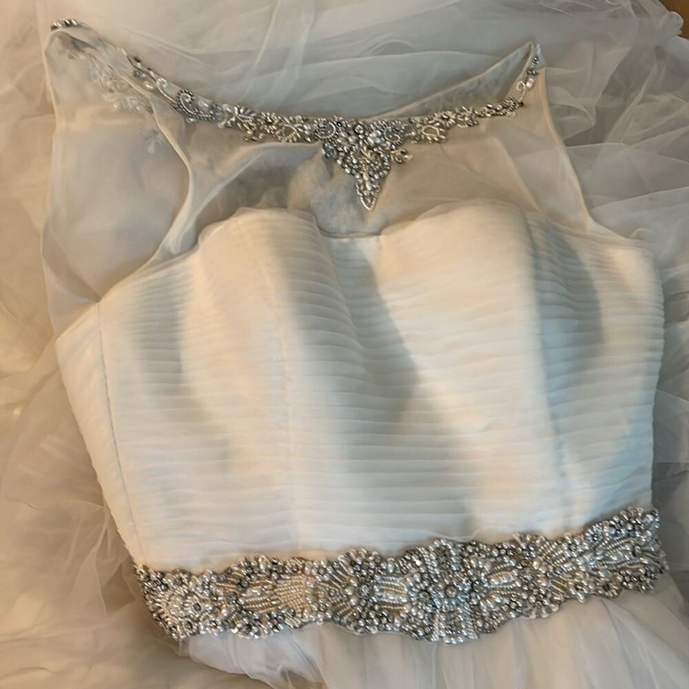 Sample gown Zurc for Impression bridal - Picture 9 of 16